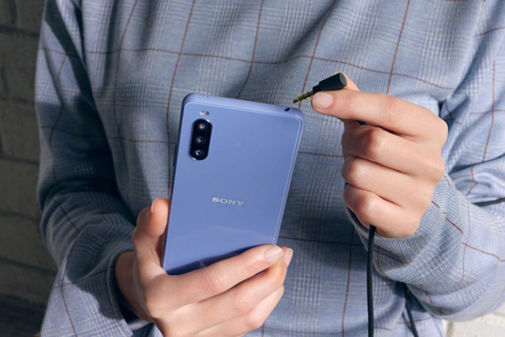 Smartphone tầm trung Sony Xperia 10 III cập bến Việt Nam