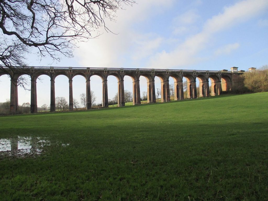 Ouse Valley Viaduct - cây cầu sống ảo không thể bỏ qua